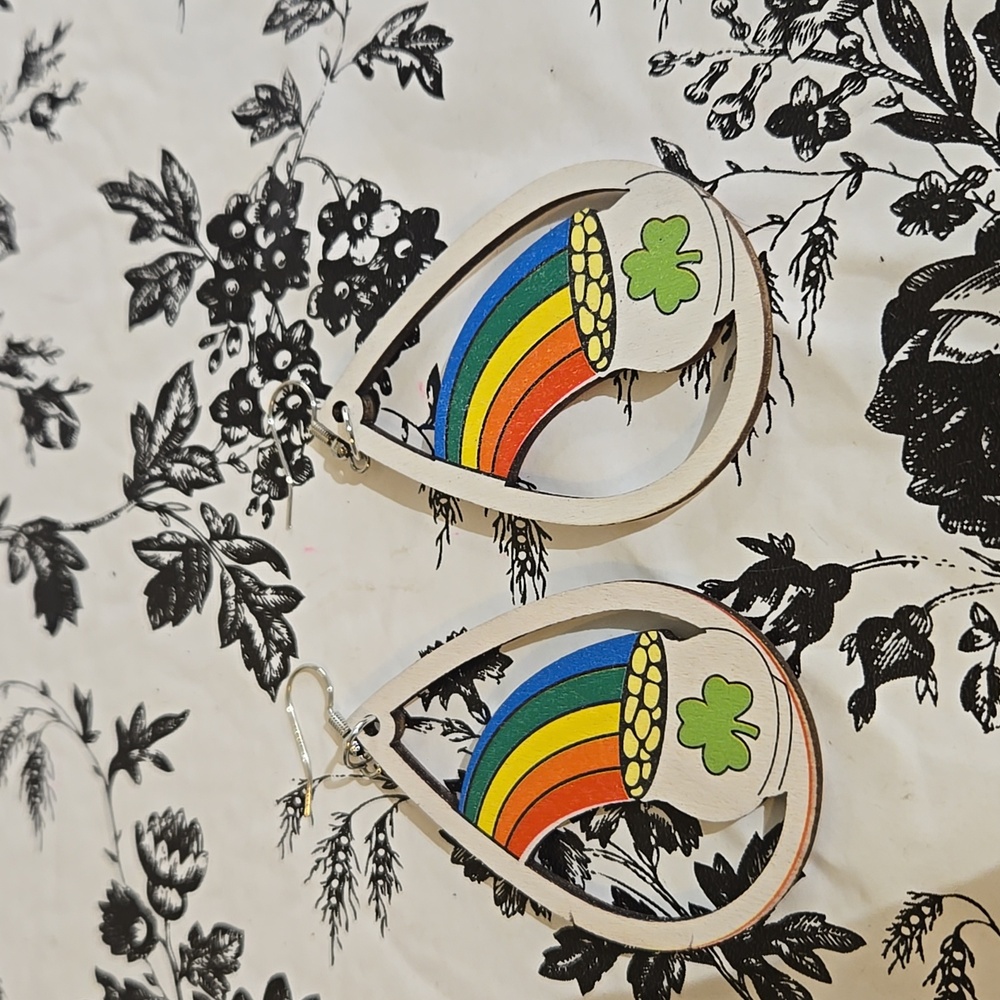 Rainbow pot of gold  jo22
